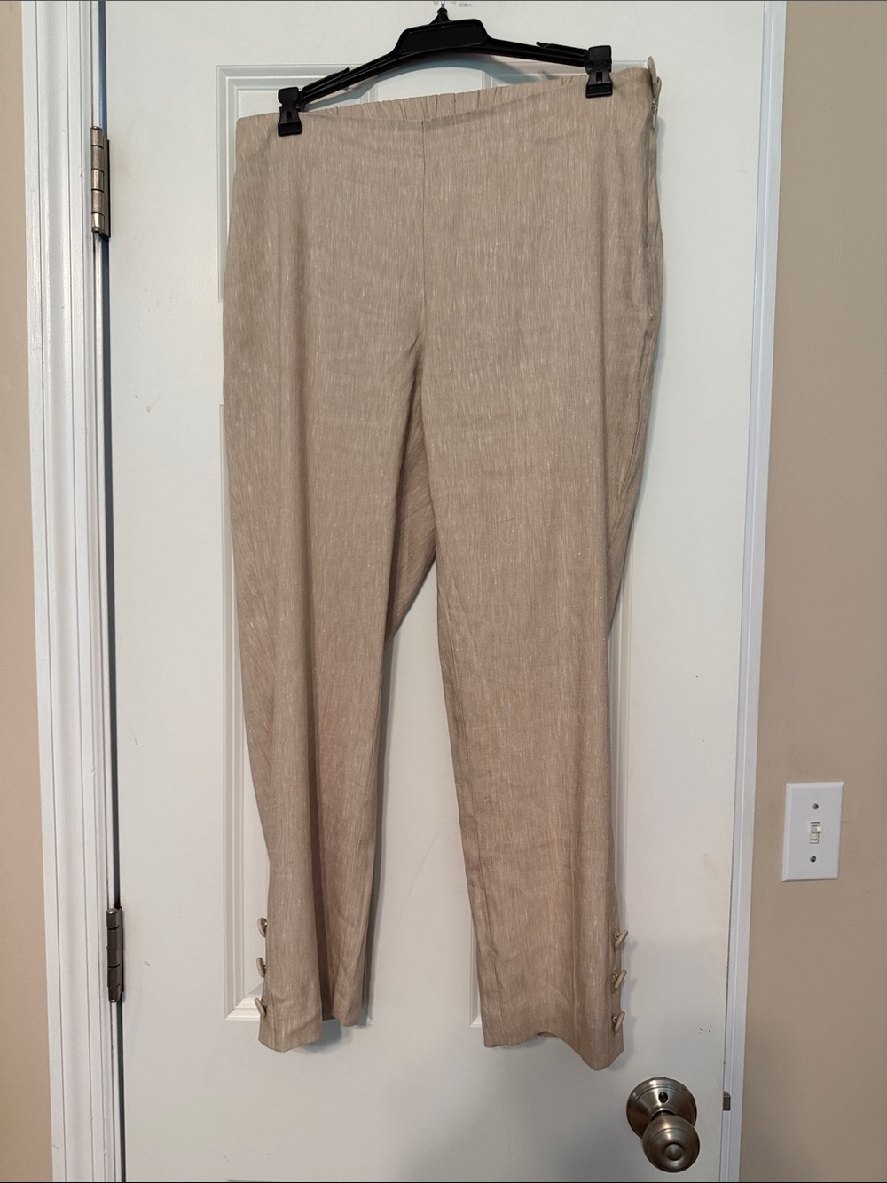 J. Jill Neutral Beige Cropped Ankle Pants with Cuff Buttons